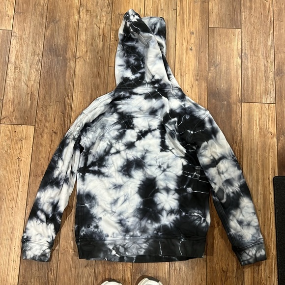 Lulu lemon tie dye sweatshirt - Picture 2 of 3